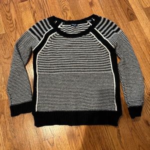 Splendid comfy sweater. Cotton knit